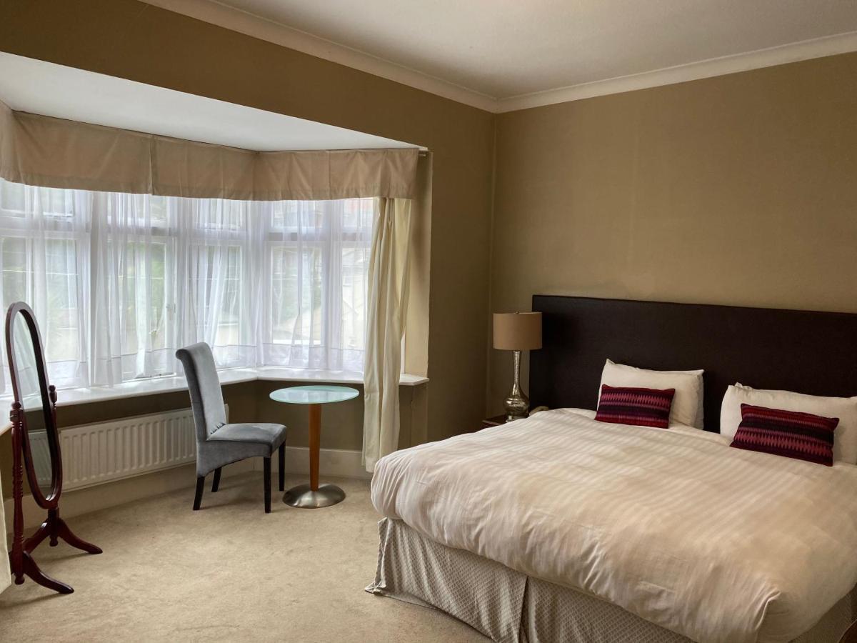 Hinton Firs Hotel Борнмът Екстериор снимка