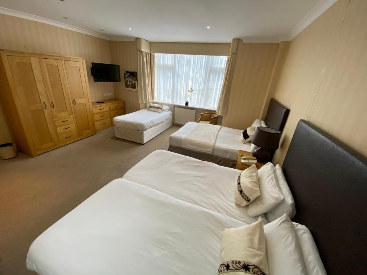 Hinton Firs Hotel Борнмът Екстериор снимка
