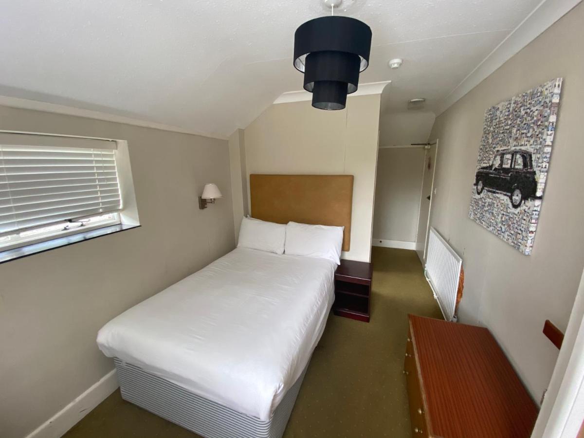 Hinton Firs Hotel Борнмът Екстериор снимка