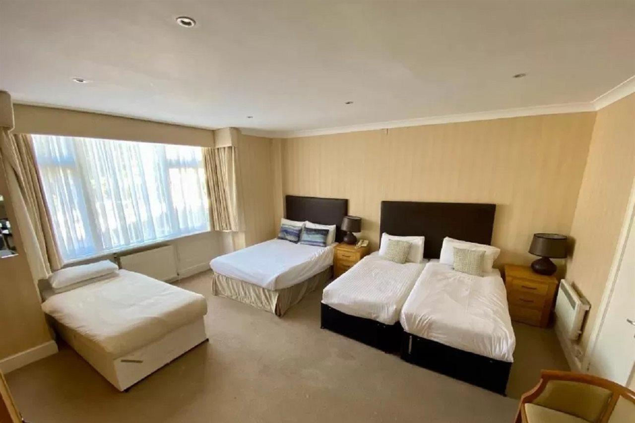 Hinton Firs Hotel Борнмът Екстериор снимка