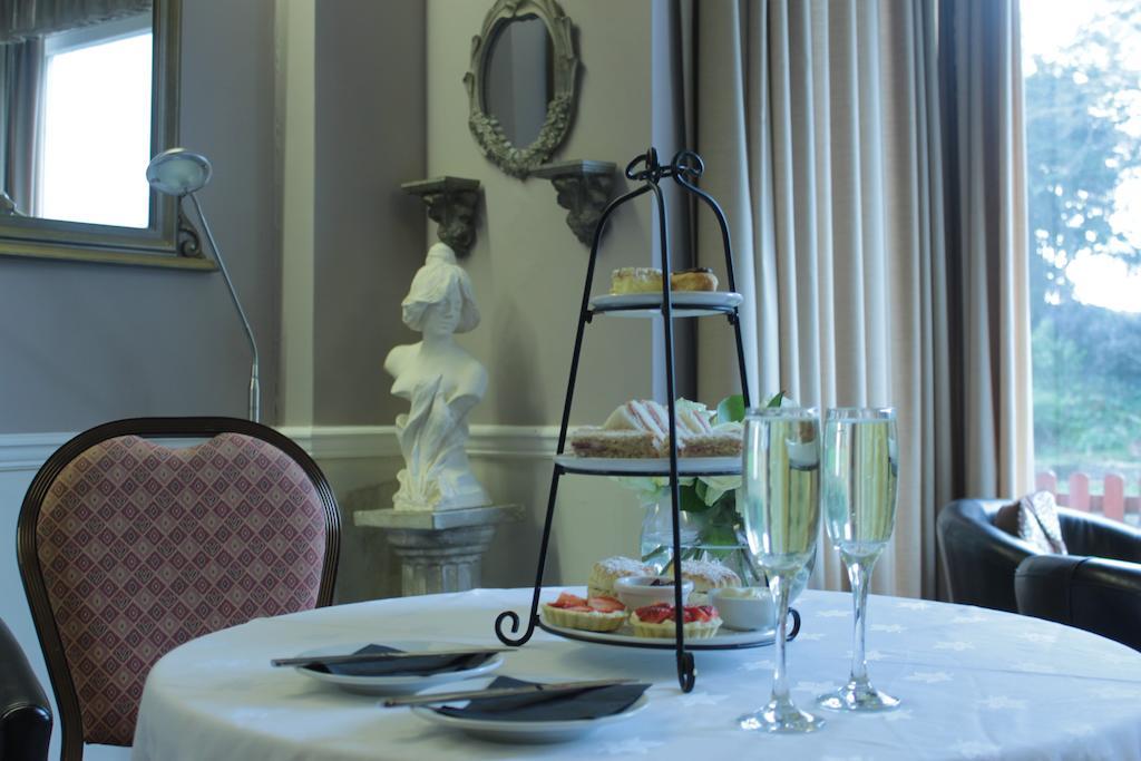 Hinton Firs Hotel Борнмът Екстериор снимка